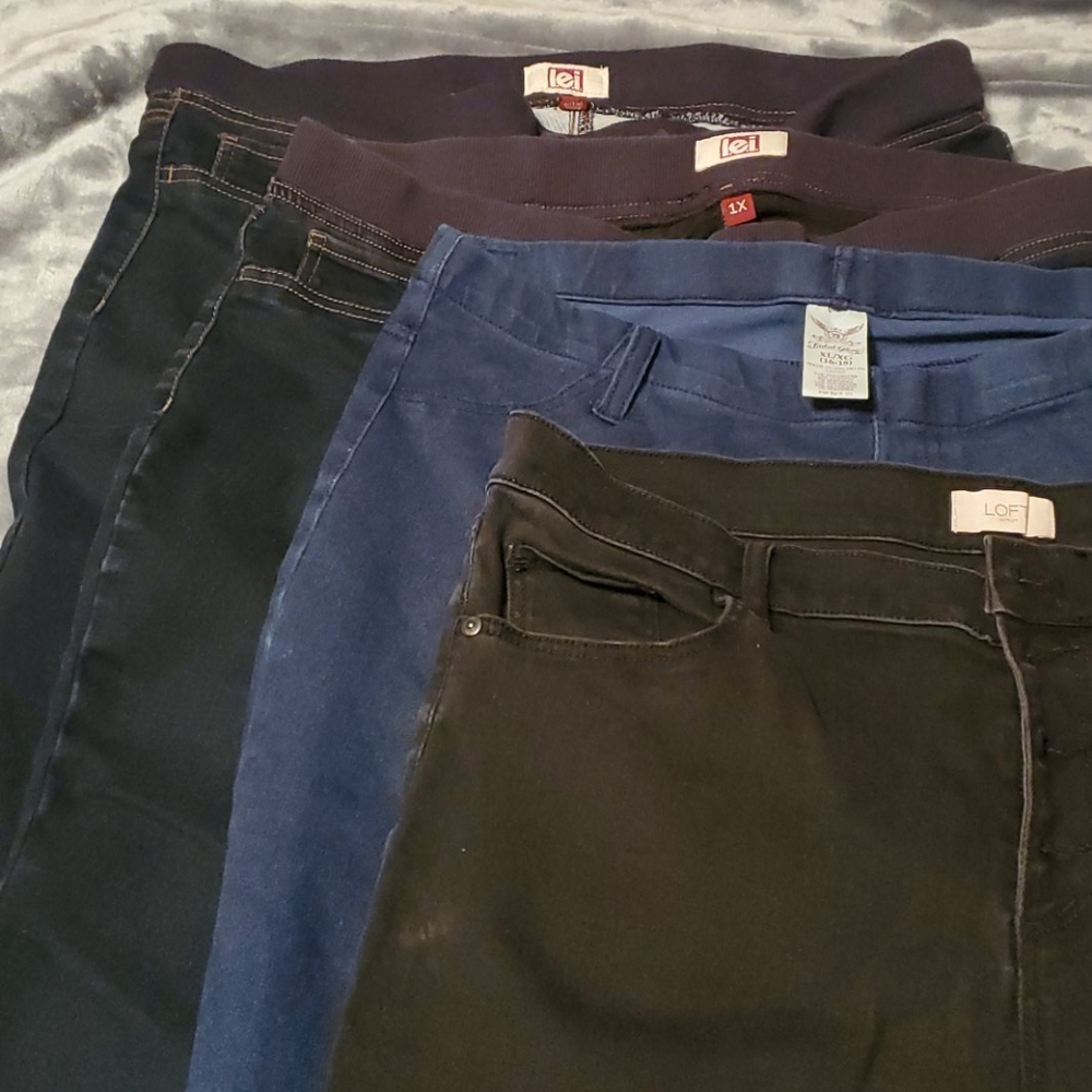 Lot of 4 Women's XL Jeggings